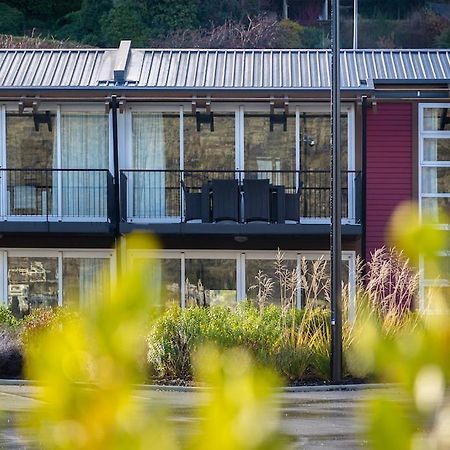 Absolute Lakefront Location - 3 Bedroom Apartment Queenstown Exterior photo