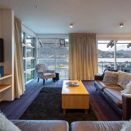 Absolute Lakefront Location - 3 Bedroom Apartment Queenstown Exterior photo
